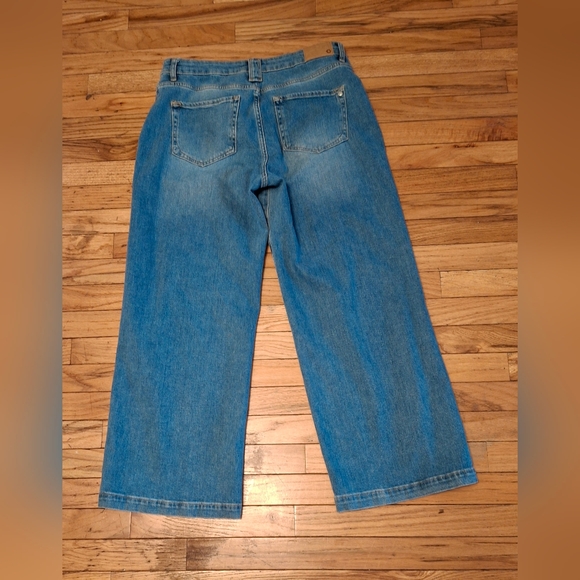 wide leg jeans - Picture 2 of 3